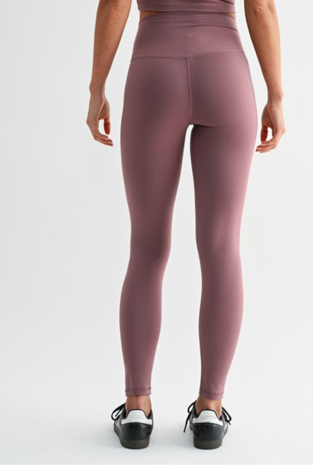 Light Cloud Contour Leggings