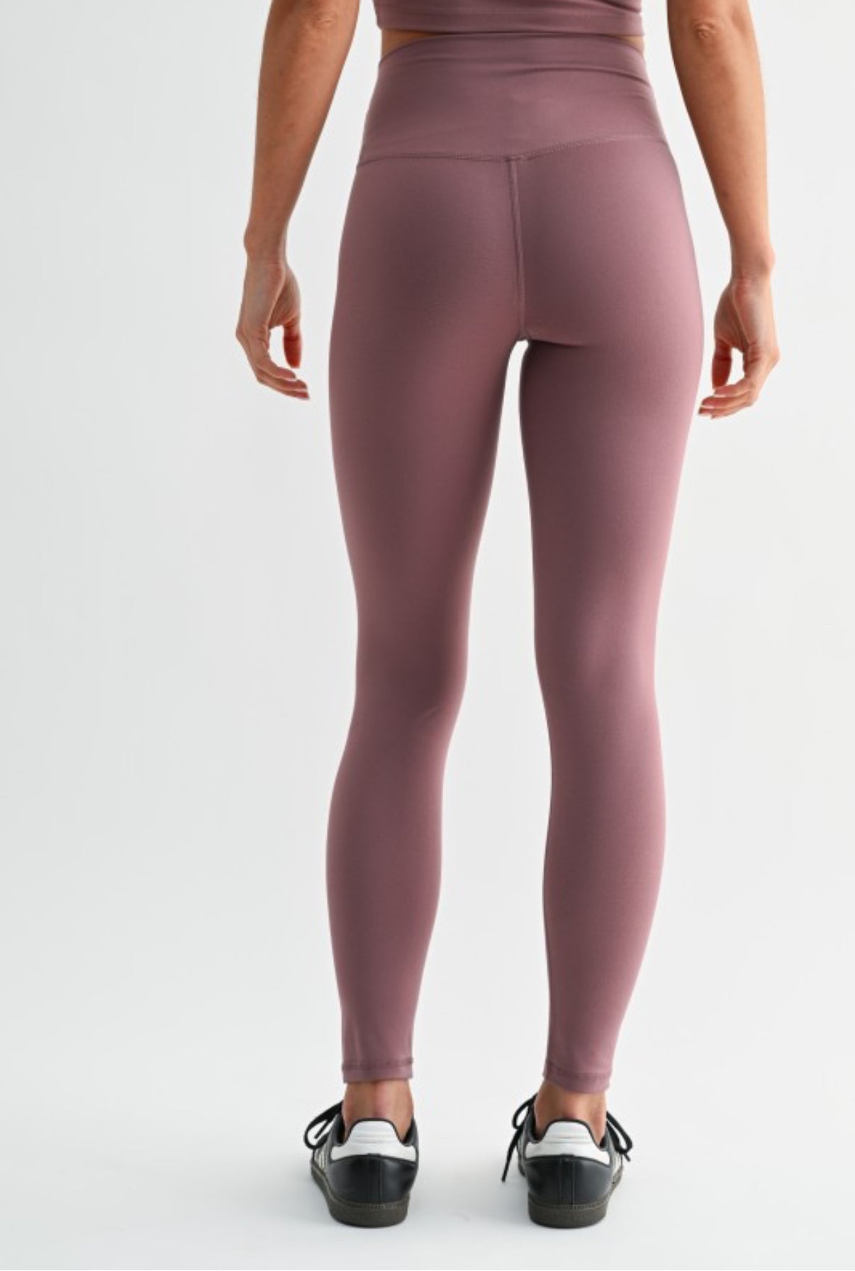 Light Cloud Contour Leggings
