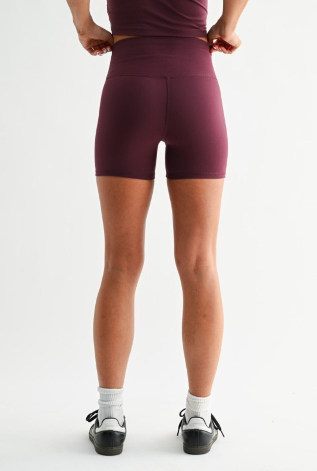 Dark Plum Cloud Light Contour Active Tank and Biker Shorts Set
